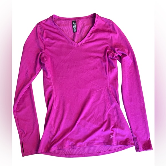 Under Armour Tops - Under Armour Cold Gear Fitted Womens Long Sleeve V Neck Purple Athletic Shirt M